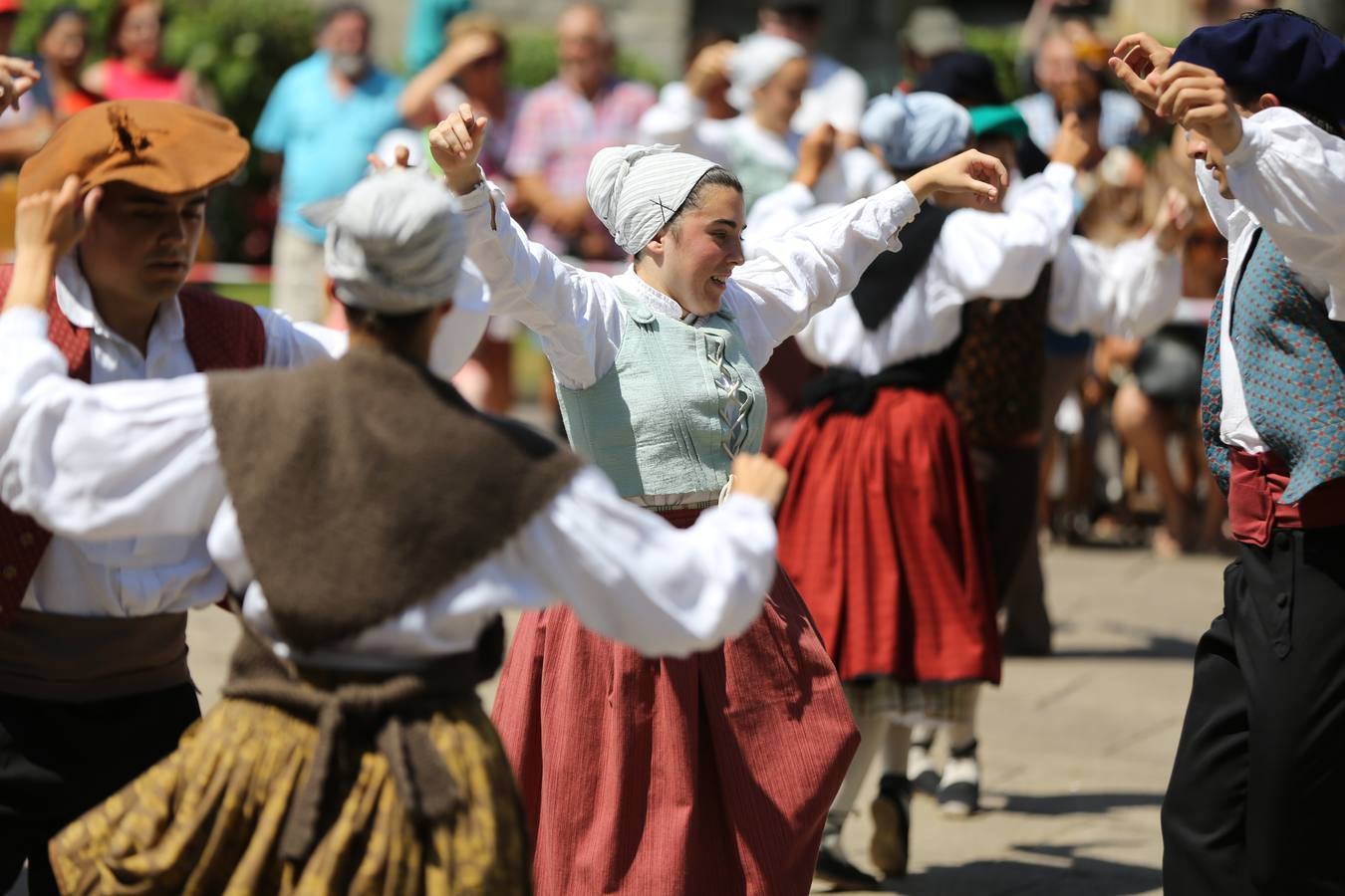 Misa y aurresku en Begoña