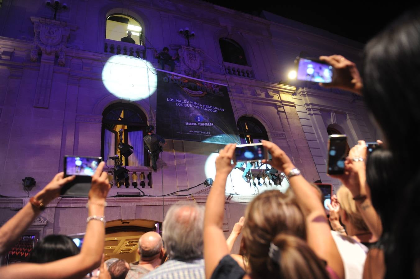 &#039;Olmos y Robles&#039; toman el Teatro Principal de Vitoria