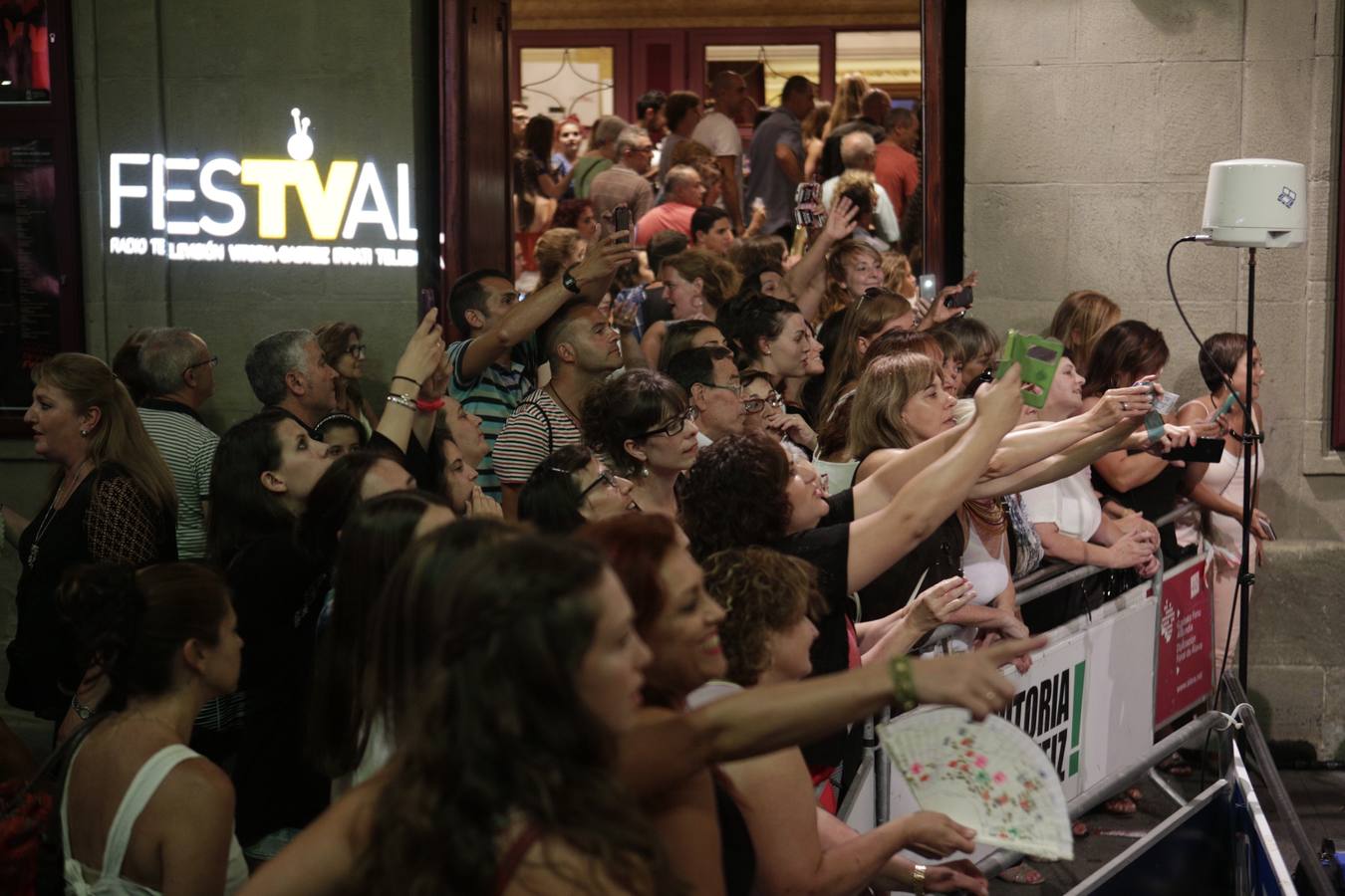 &#039;Olmos y Robles&#039; toman el Teatro Principal de Vitoria