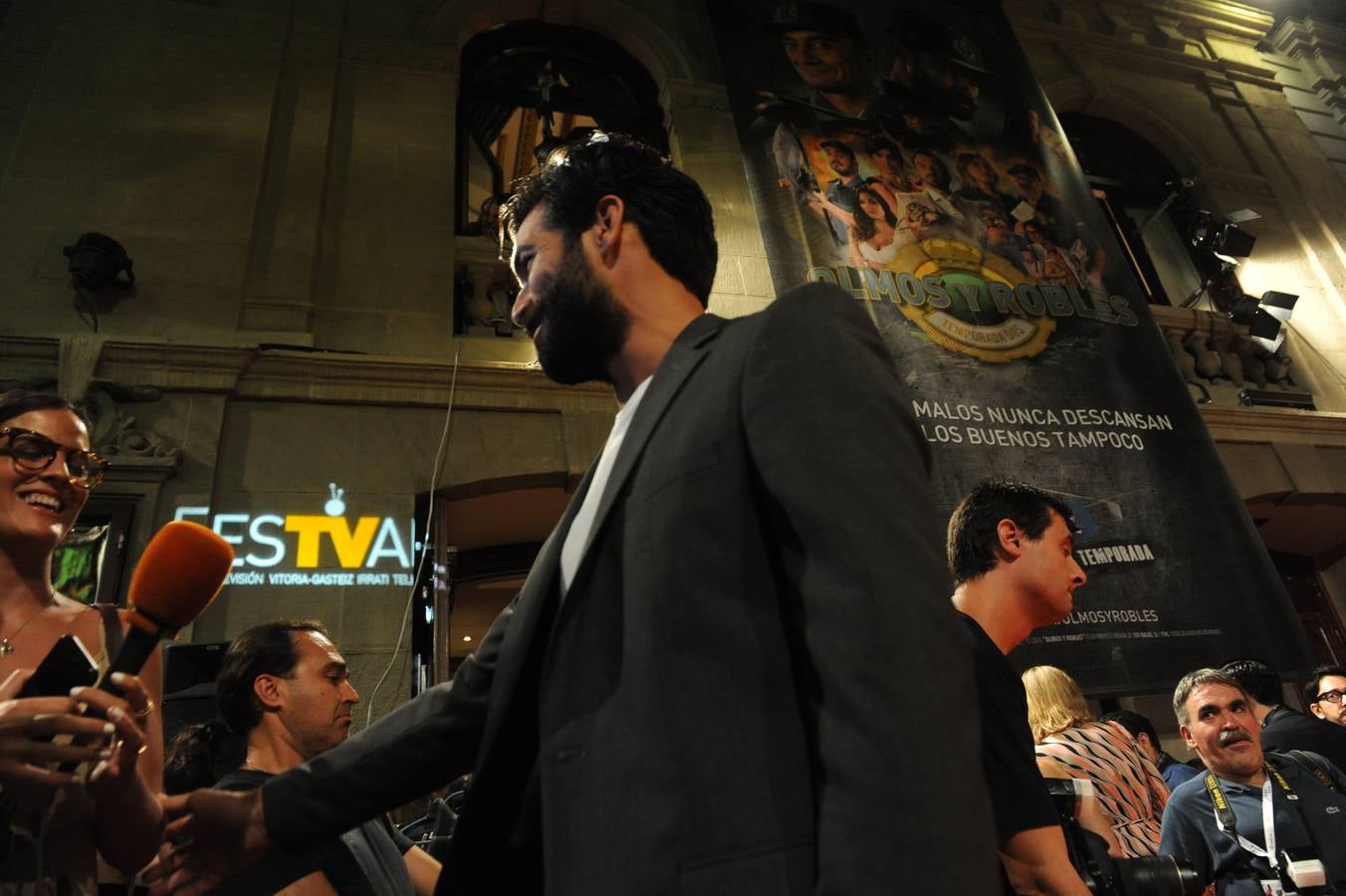 &#039;Olmos y Robles&#039; toman el Teatro Principal de Vitoria