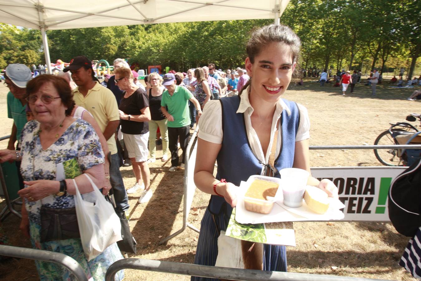 Calor, diversión y buenos alimentos en el día de Olárizu