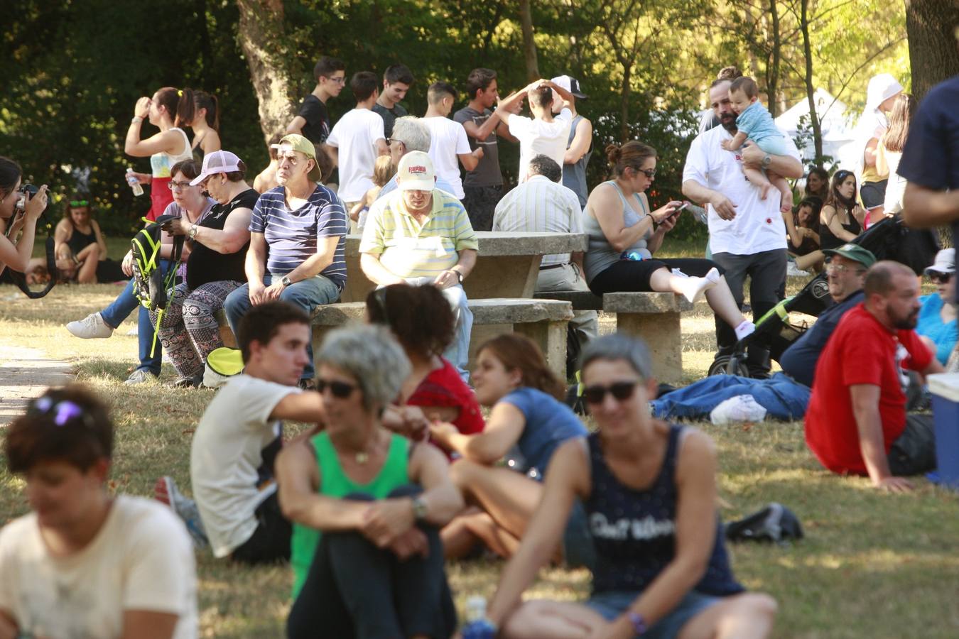 Calor, diversión y buenos alimentos en el día de Olárizu