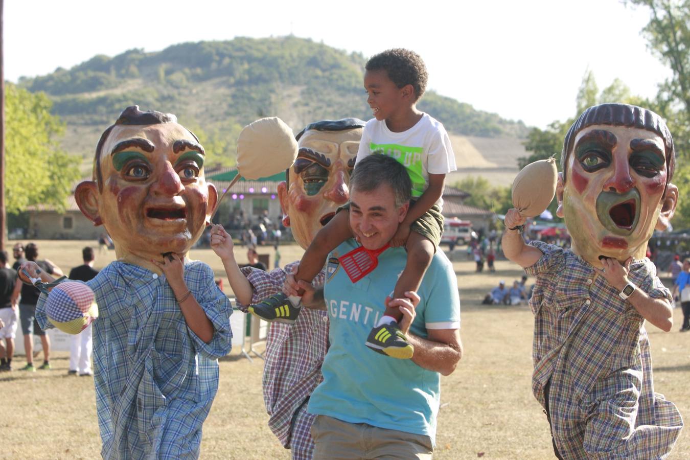 Calor, diversión y buenos alimentos en el día de Olárizu