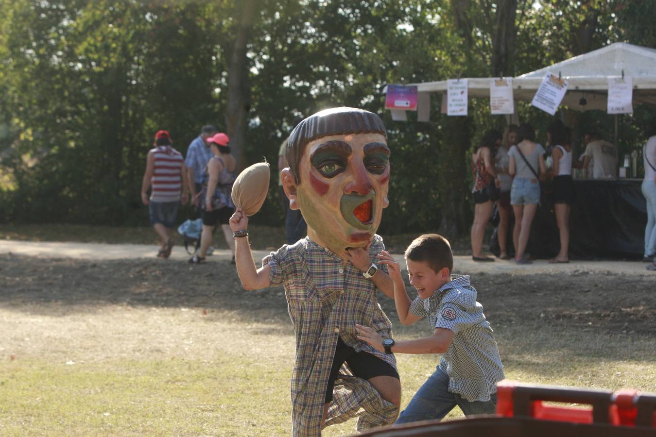 Calor, diversión y buenos alimentos en el día de Olárizu