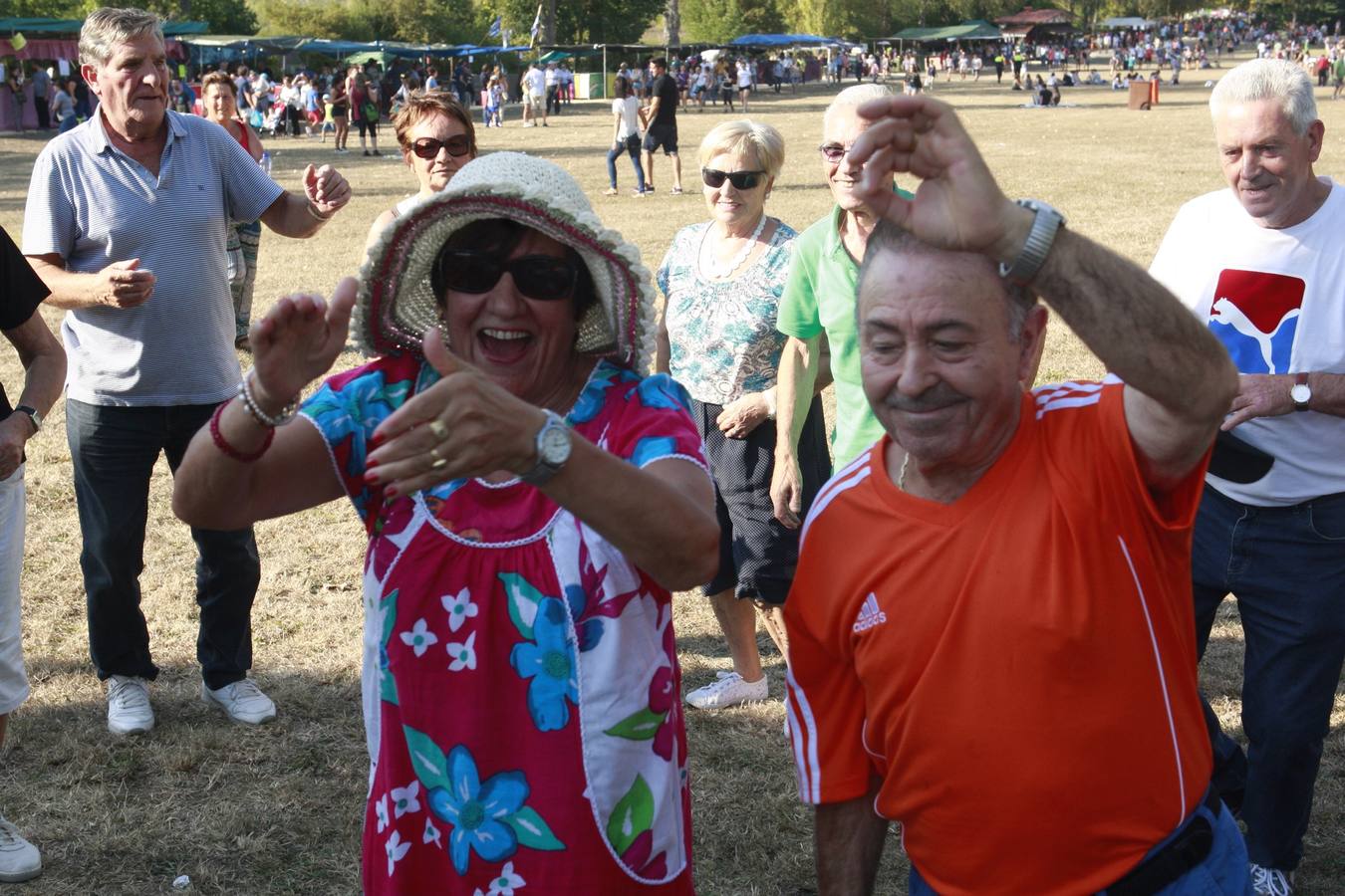 Calor, diversión y buenos alimentos en el día de Olárizu