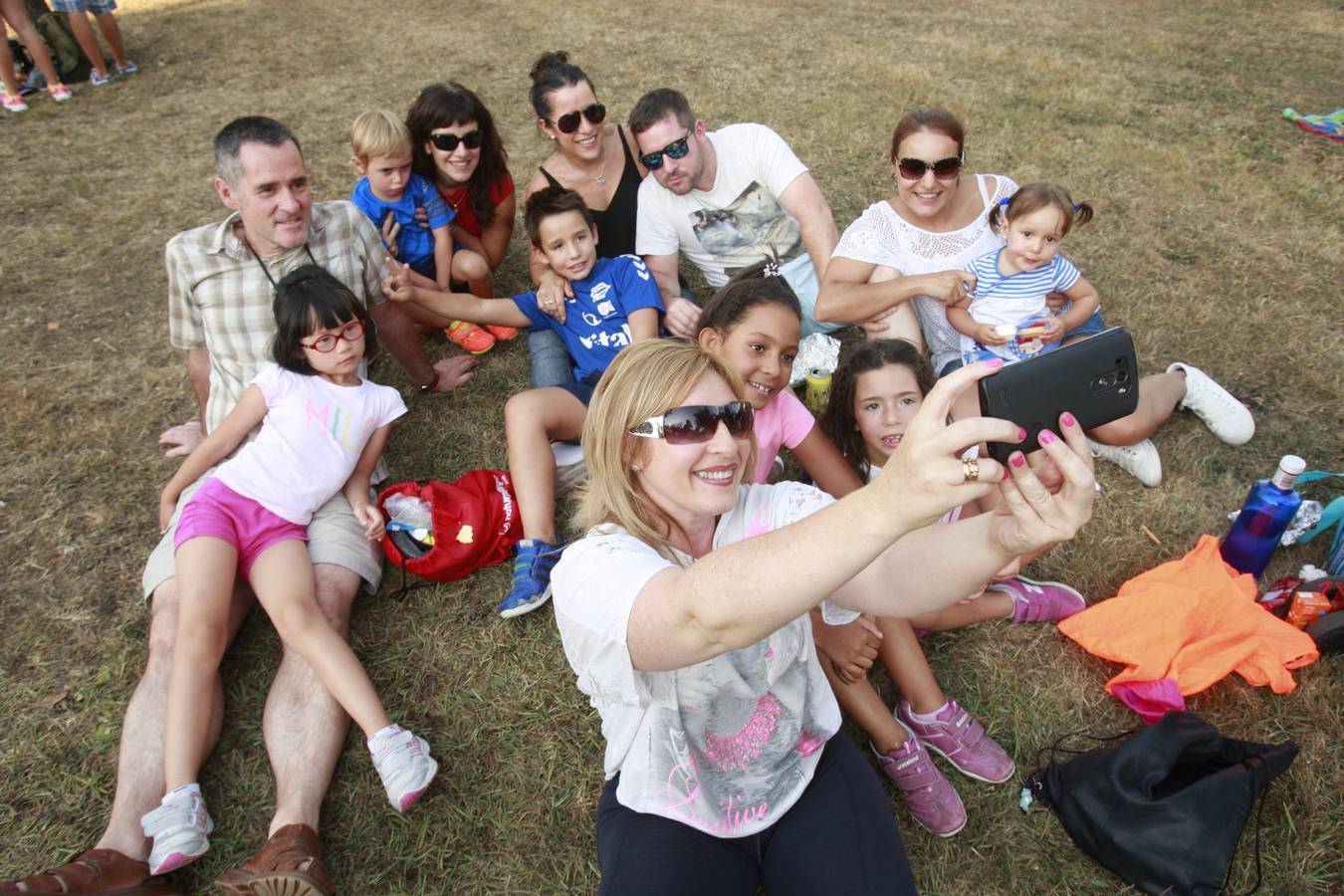 Calor, diversión y buenos alimentos en el día de Olárizu