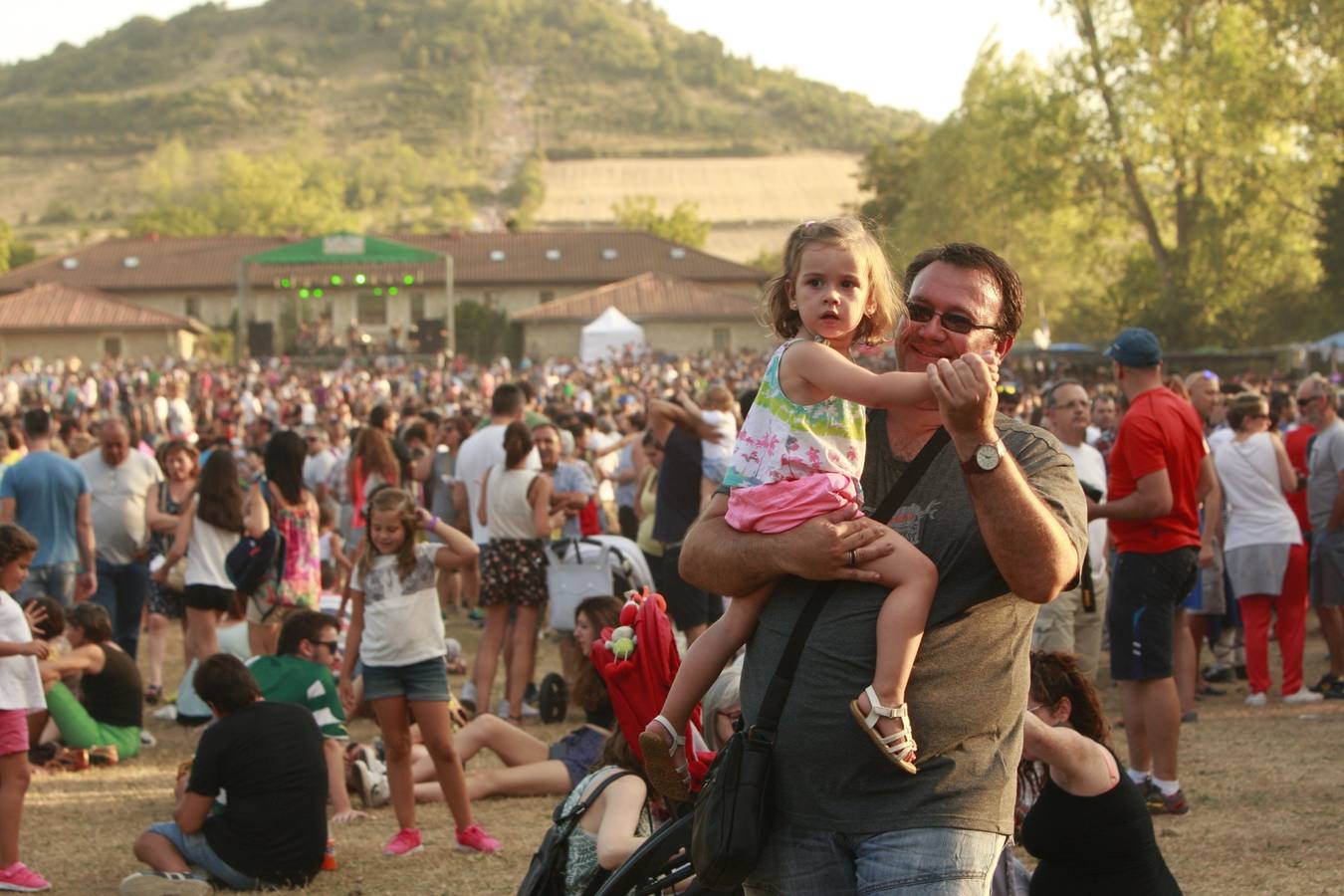 Calor, diversión y buenos alimentos en el día de Olárizu