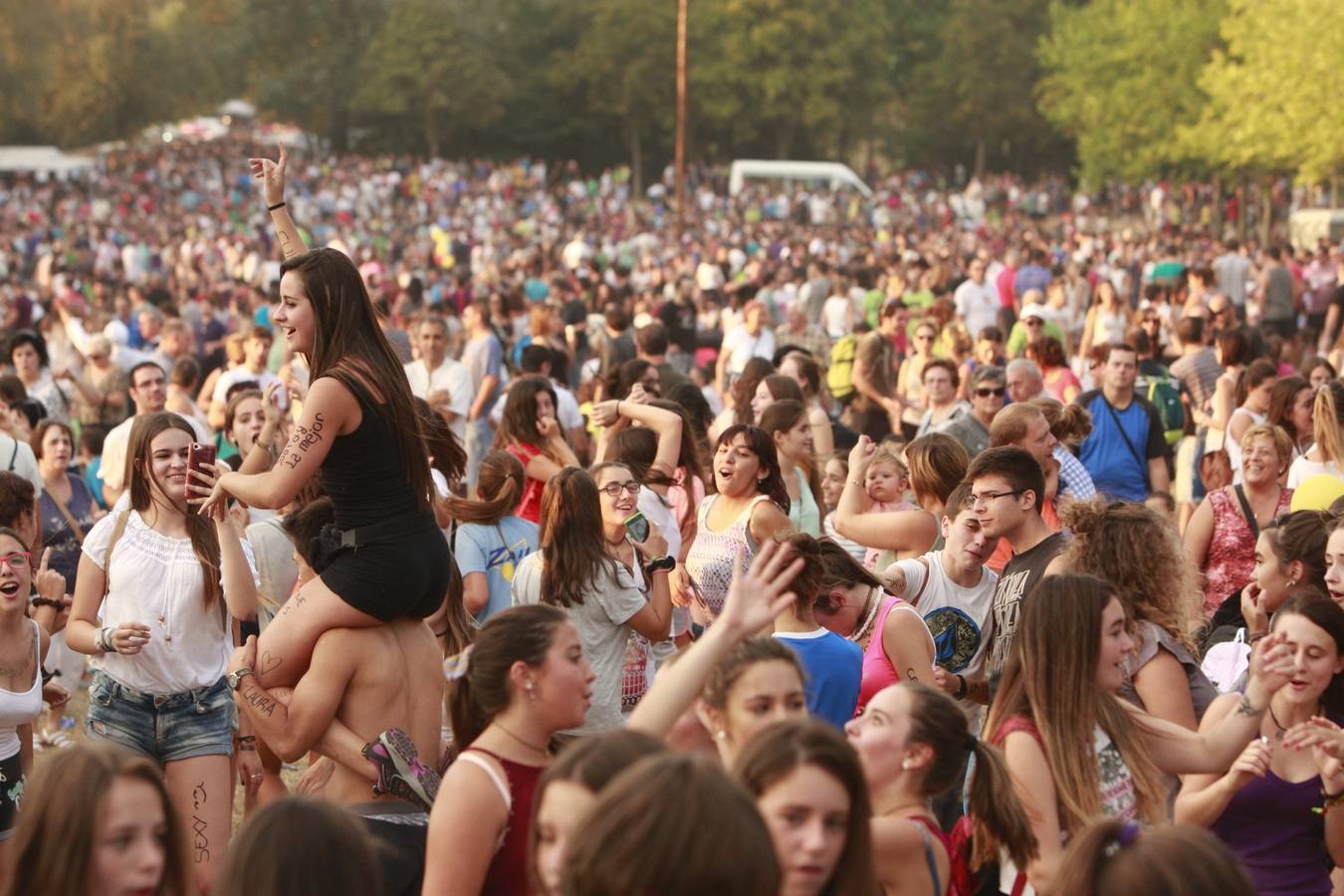 Calor, diversión y buenos alimentos en el día de Olárizu
