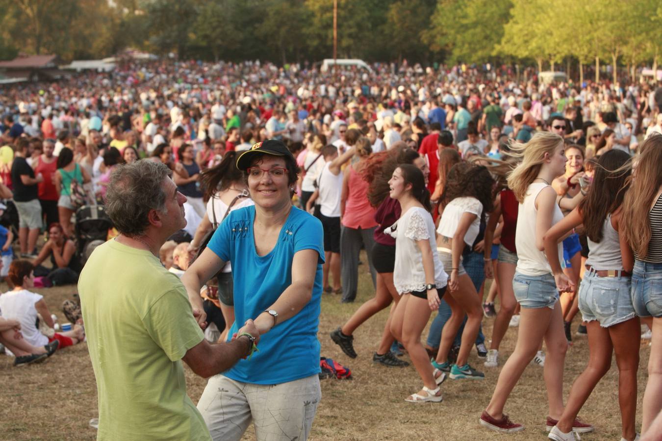 Calor, diversión y buenos alimentos en el día de Olárizu