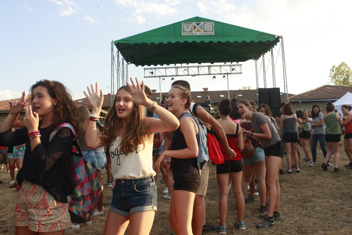 Calor, diversión y buenos alimentos en el día de Olárizu