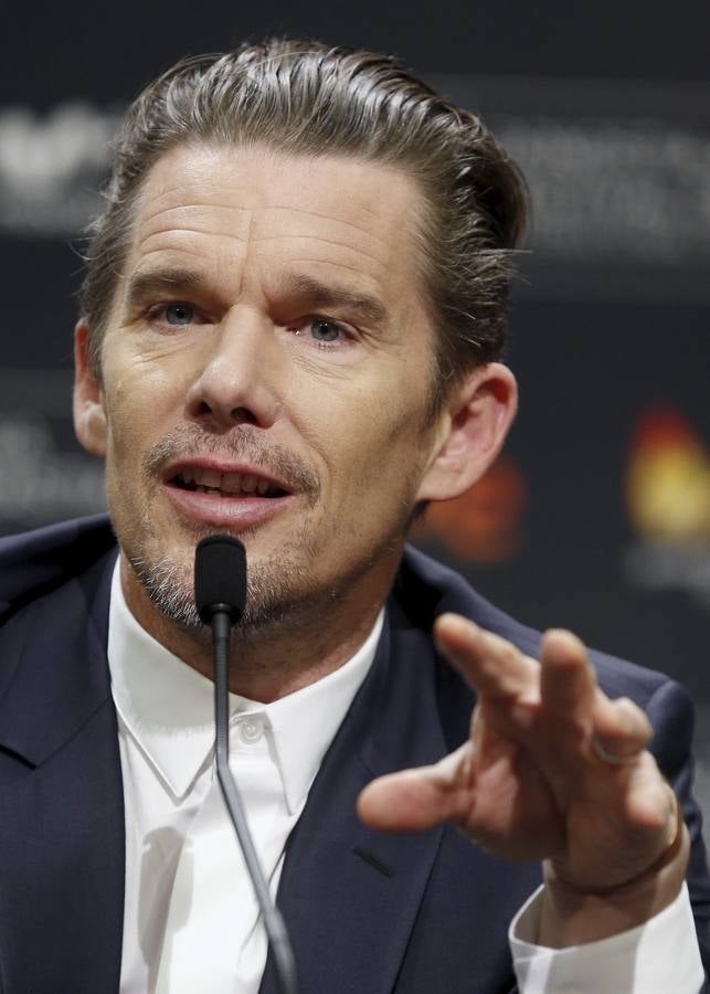 Ethan Hawke conquista el Zinemaldia con su simpatía