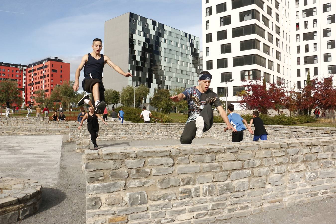 Vitoria se impulsa a la moda del parkour