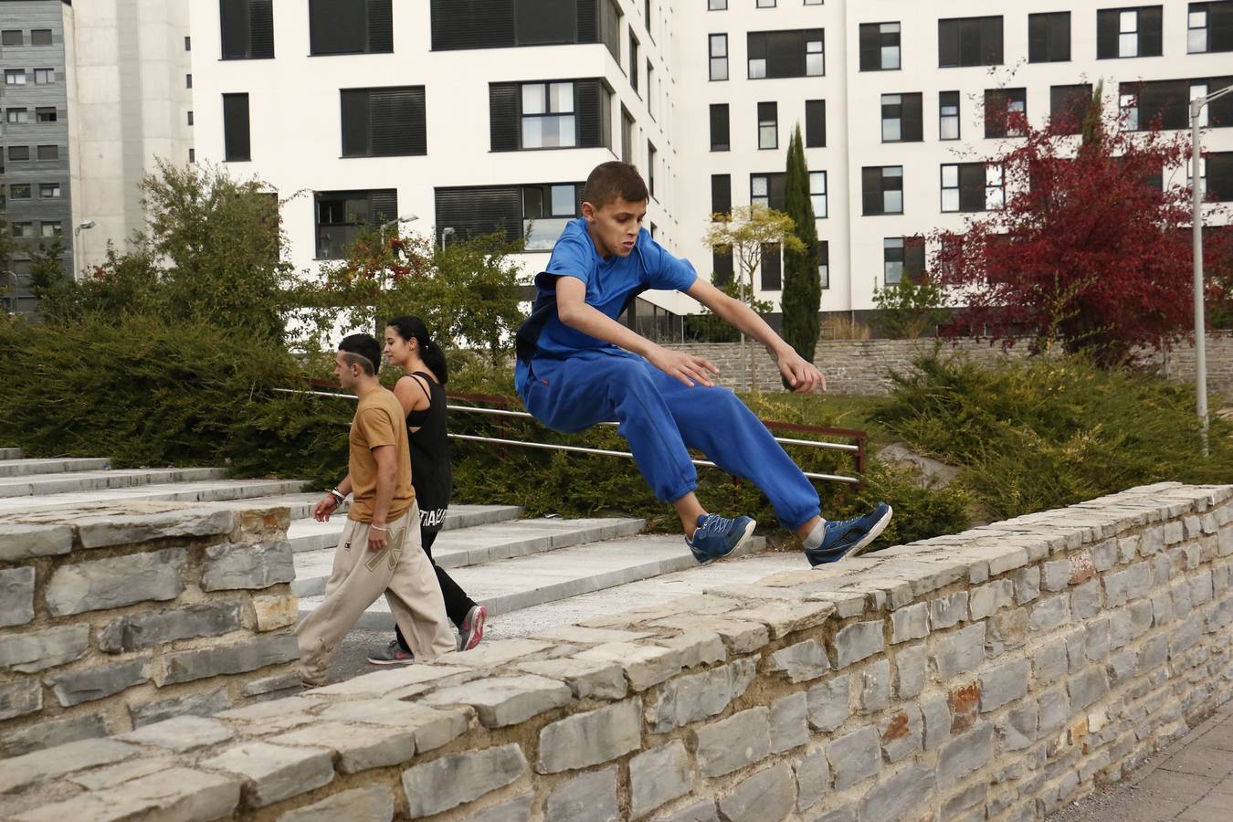 Vitoria se impulsa a la moda del parkour