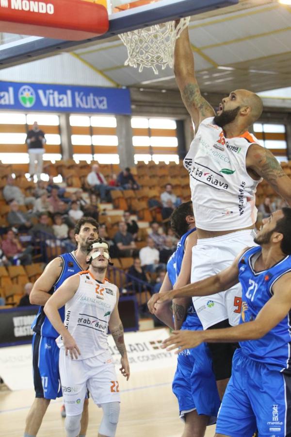 Sáenz Horeca Araberri - Baloncesto Melilla