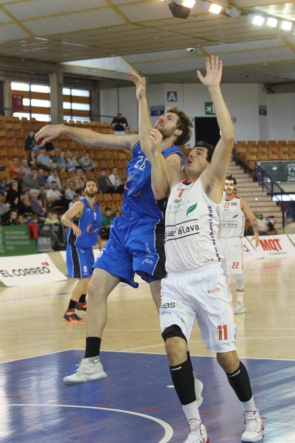 Sáenz Horeca Araberri - Baloncesto Melilla
