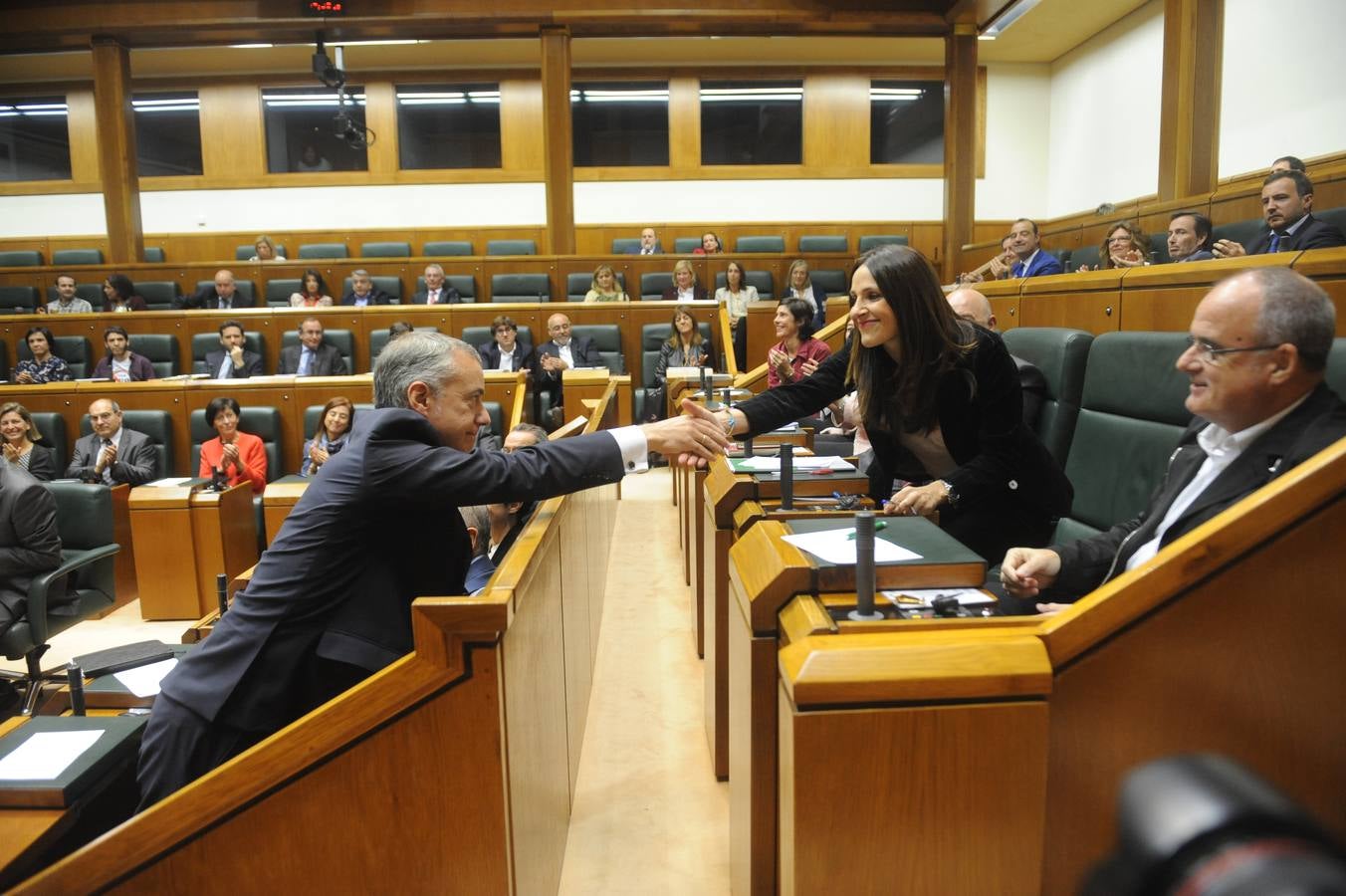 Constituido el nuevo Parlamento vasco