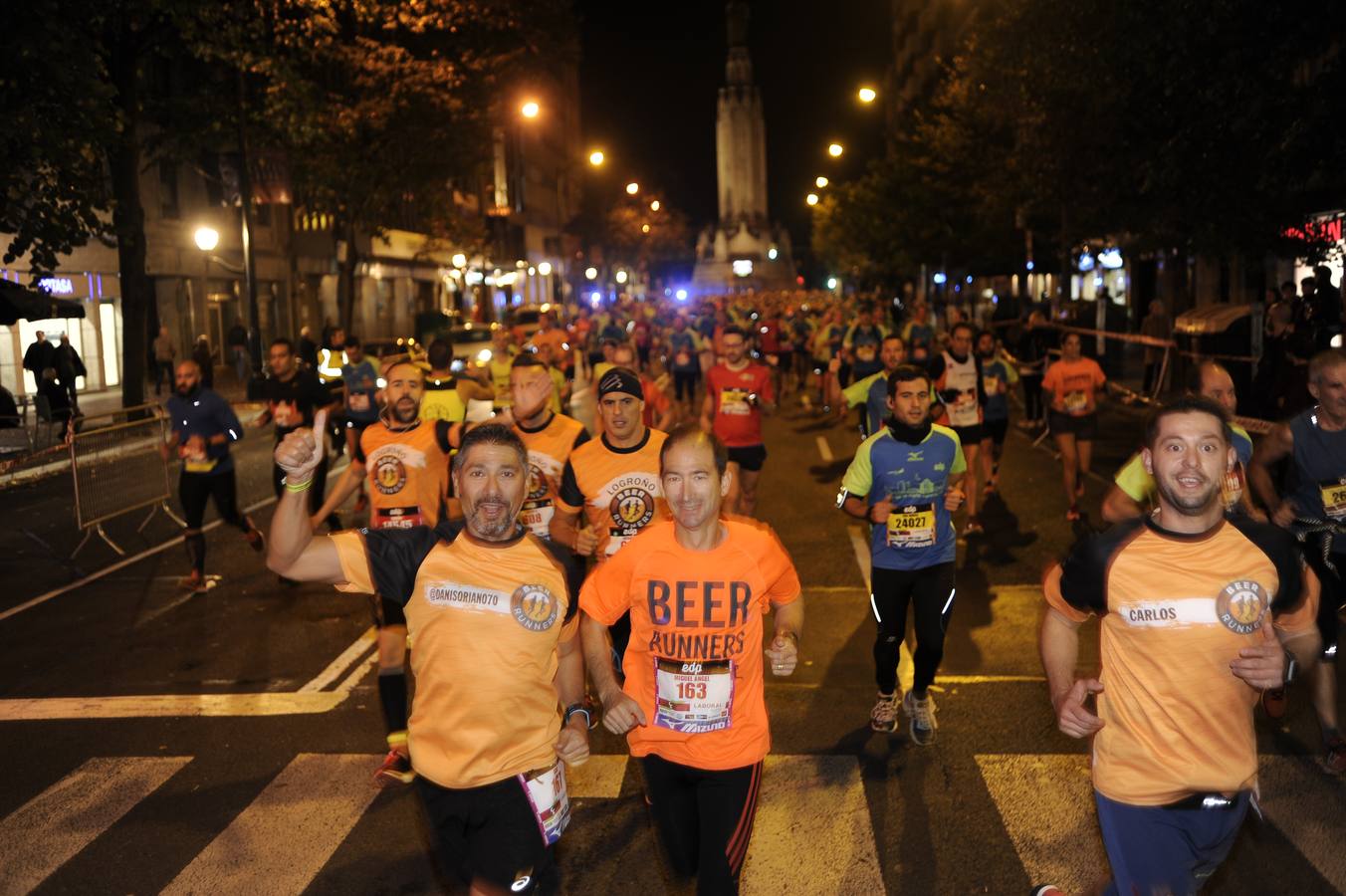 Las mejores imágenes del Bilbao Night Marathon 2016