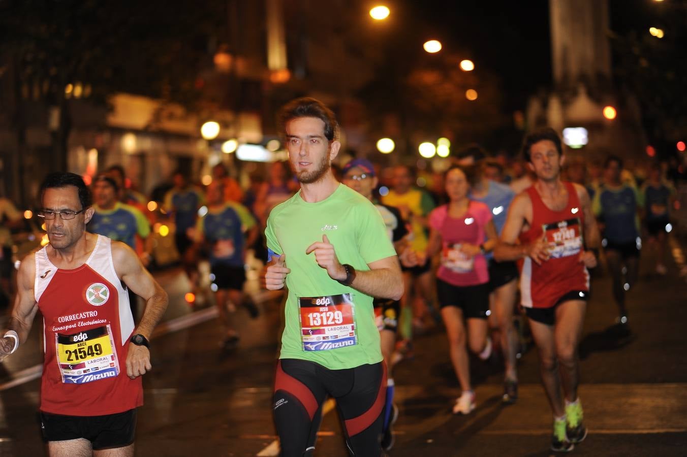 Las mejores imágenes del Bilbao Night Marathon 2016