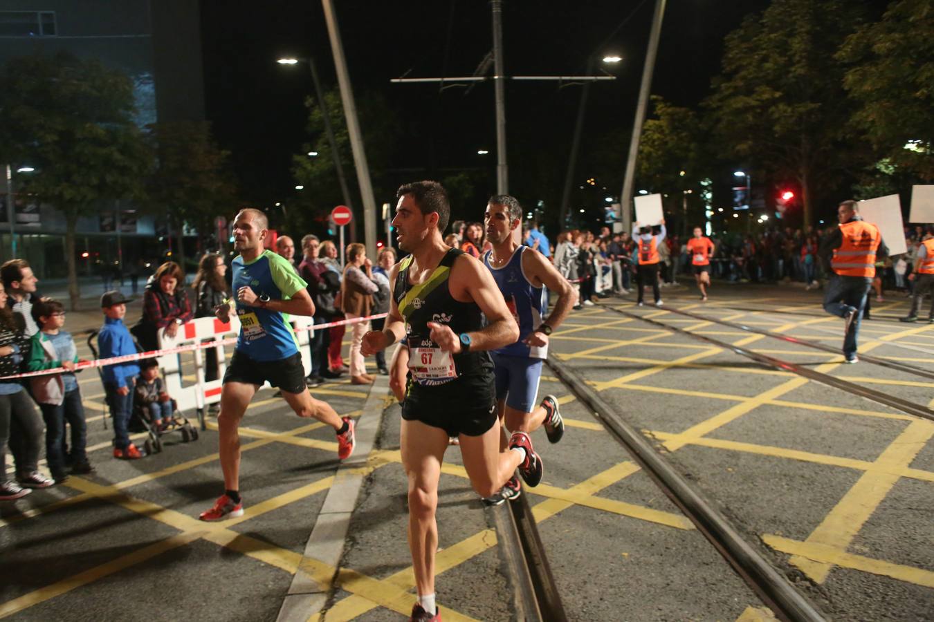 Las mejores imágenes del Bilbao Night Marathon 2016