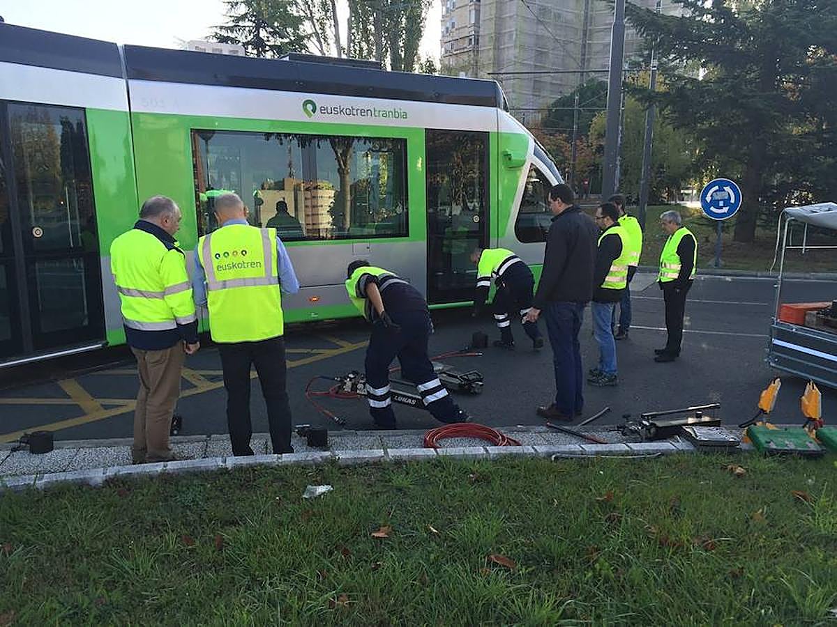 Nuevo accidente del tranvía en el barrio vitoriano de Lakua