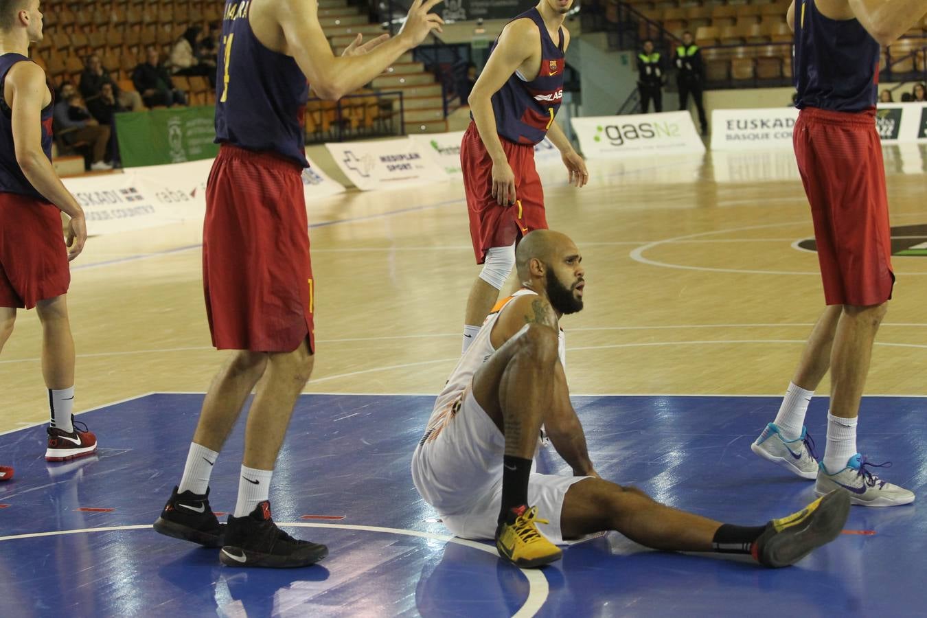 Araberri 72 - Barcelona B 65