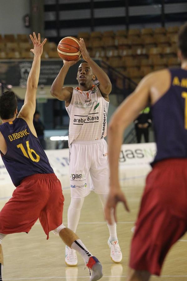 Araberri 72 - Barcelona B 65