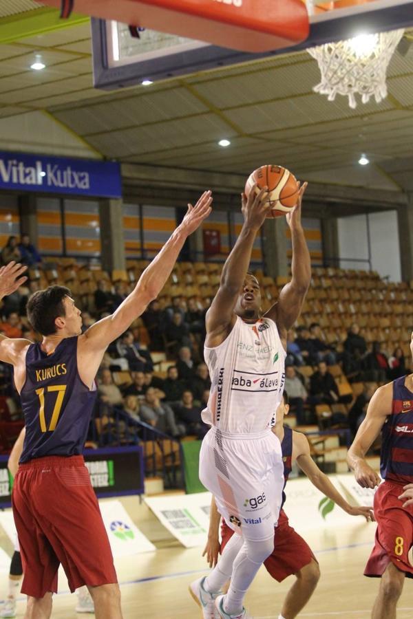 Araberri 72 - Barcelona B 65