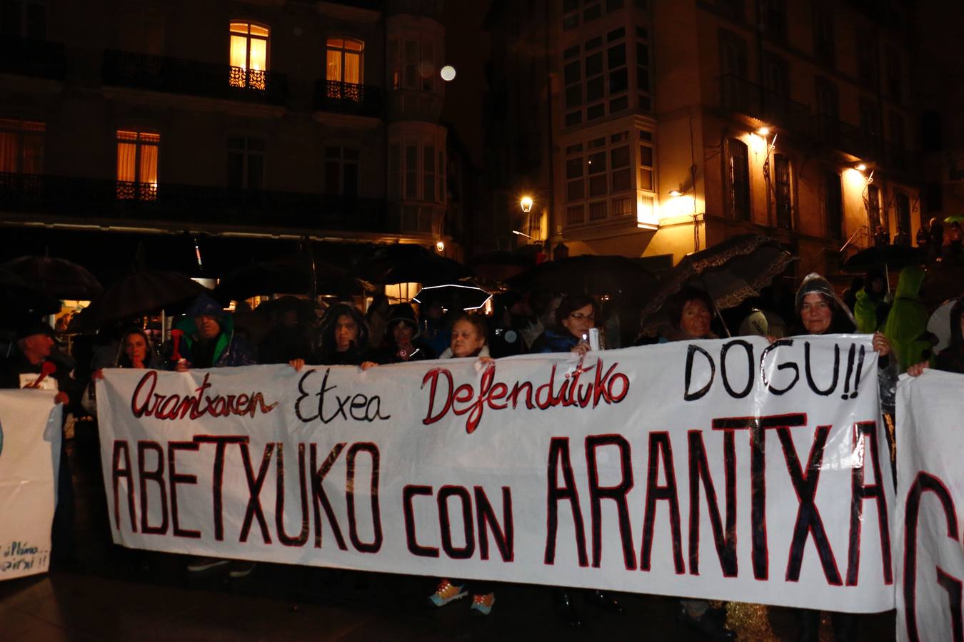 Abetxuko se manifiesta contra los &#039;Pichis&#039;