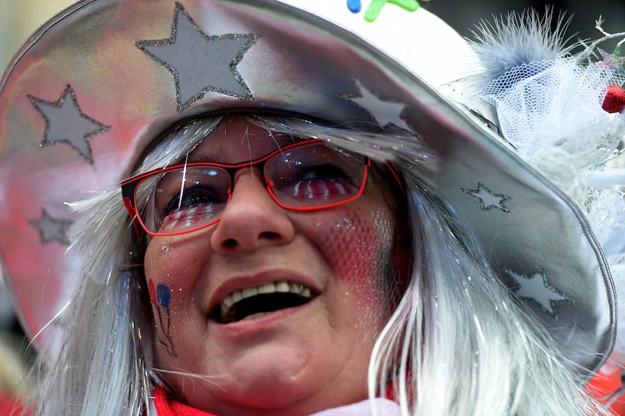 Colonia celebra la llegada del Carnaval