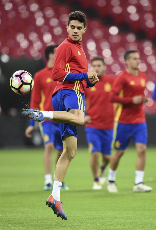 Aduriz pisa la alfombra de Wembley
