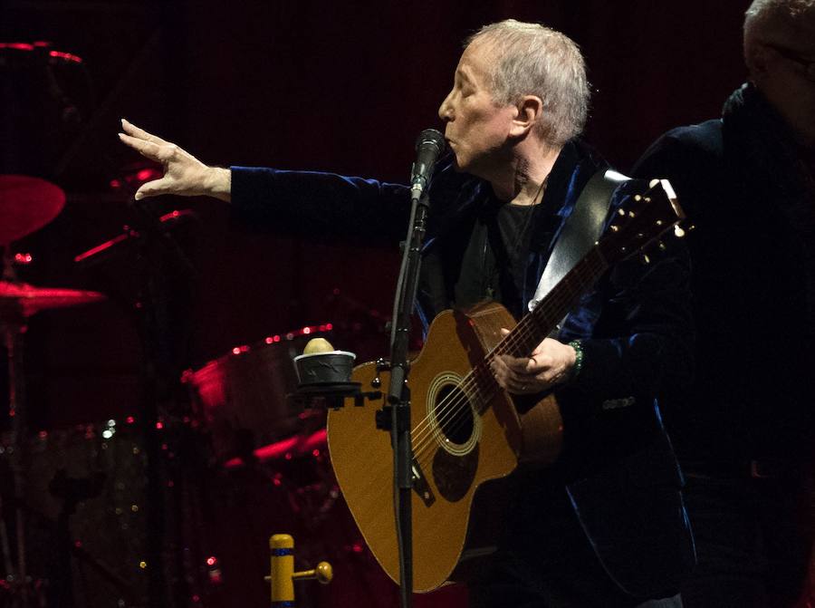 Paul Simon seduce al BEC