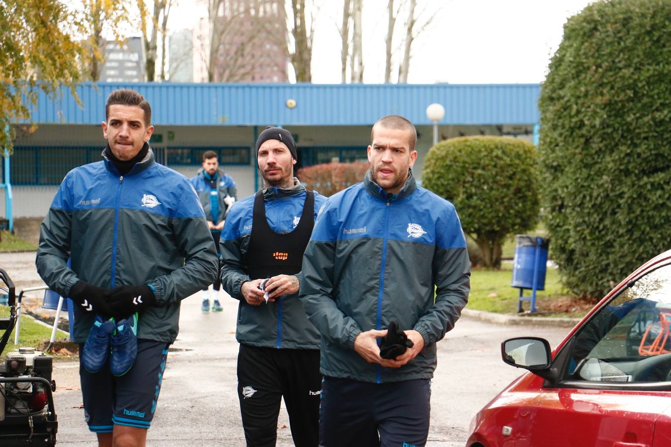 Entrenamiento otoñal del Alavés en Betoño