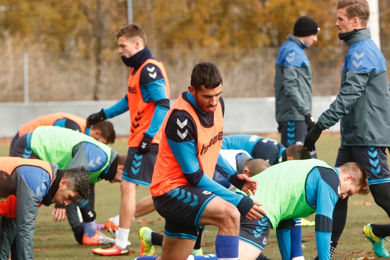 Entrenamiento otoñal del Alavés en Betoño