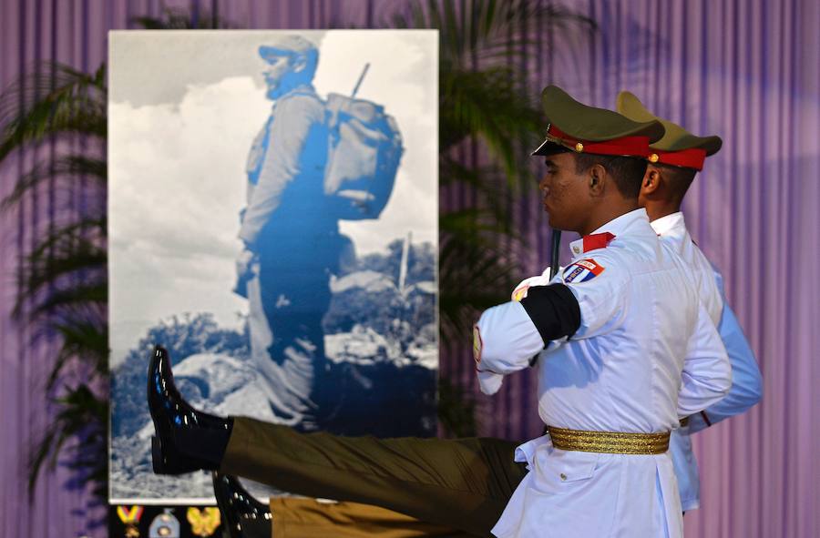 Los cubanos despiden a Fidel Castro