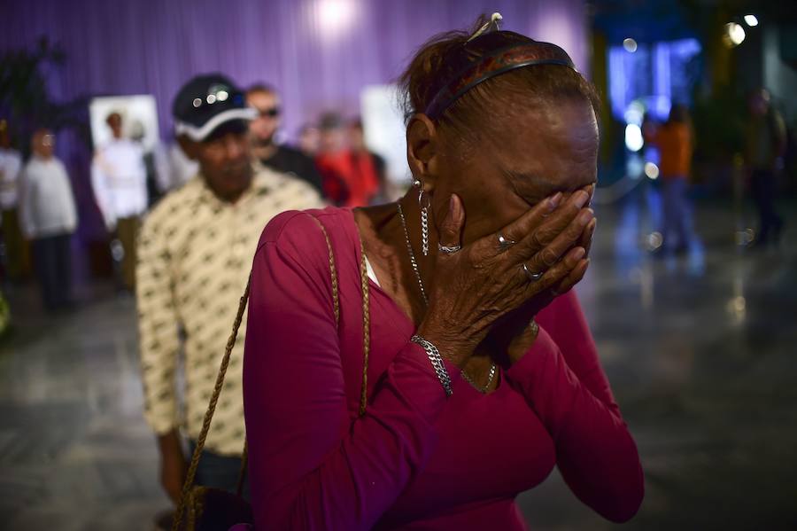 Los cubanos despiden a Fidel Castro