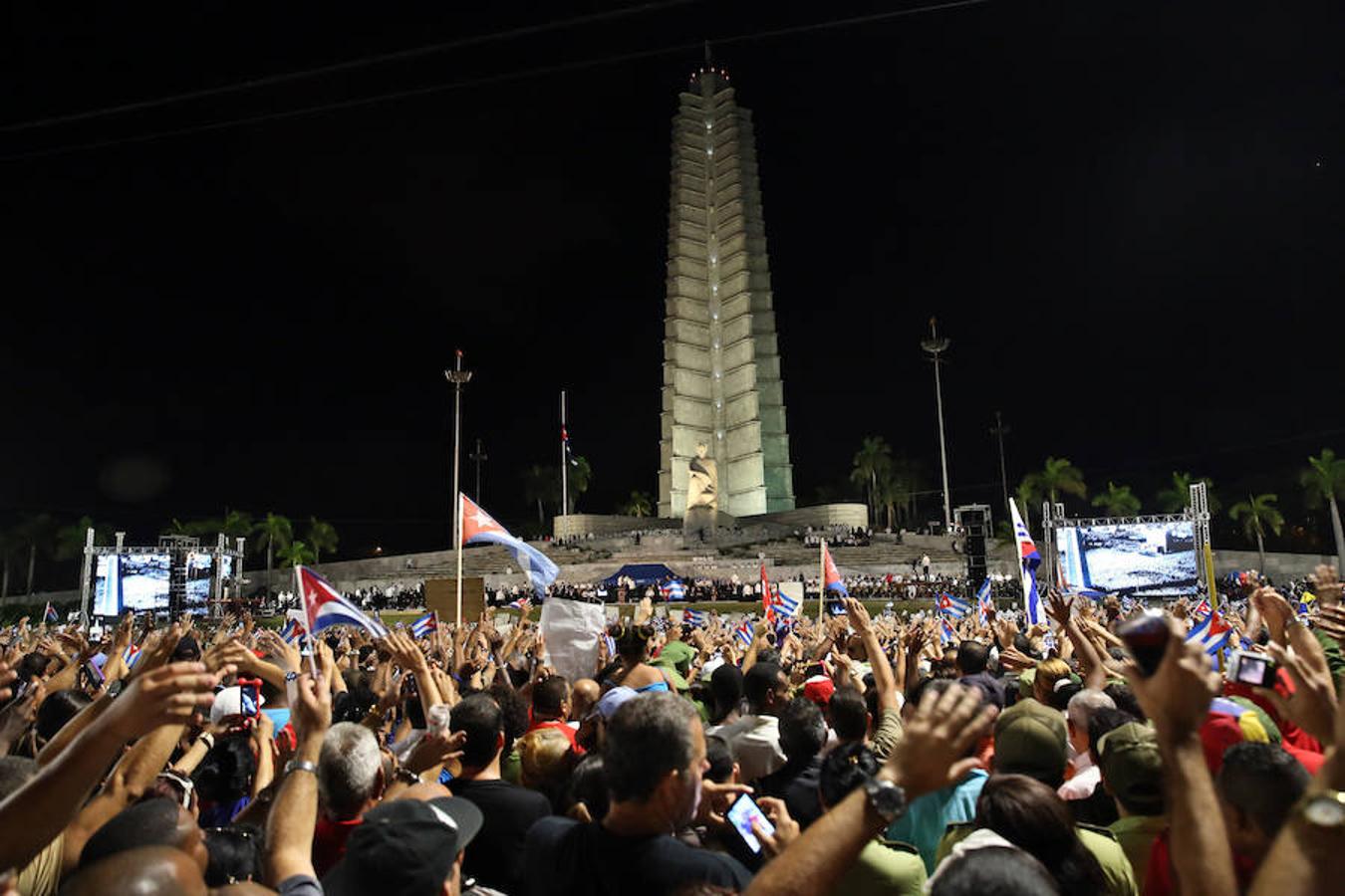 El masivo último adiós de La Habana a Fidel