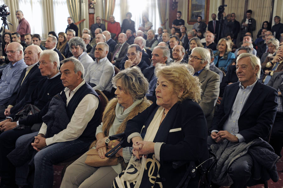 El acto, emotivo y divertido, ha estado muy concurrido.