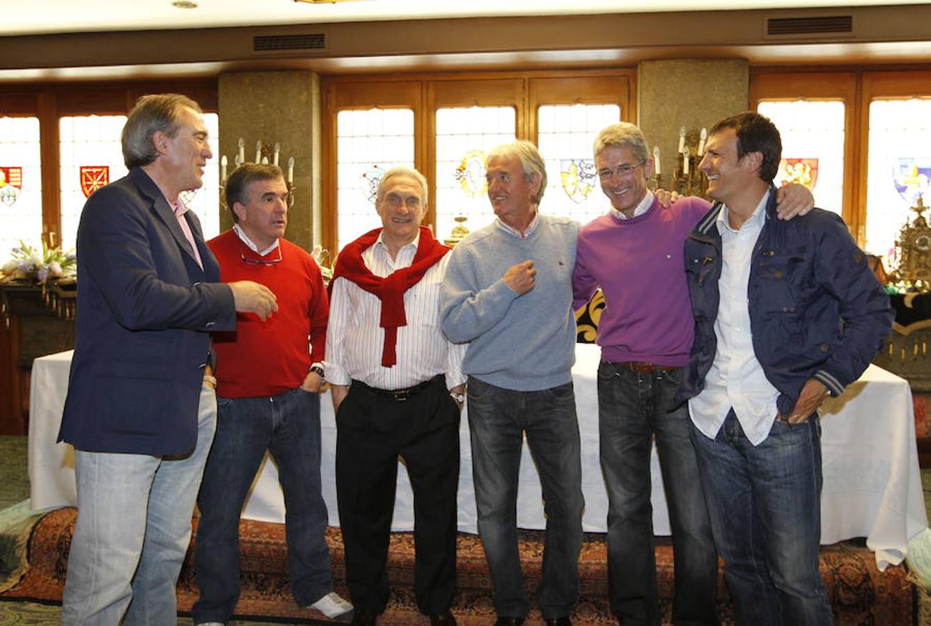 En 2010, con la asociación de ex jugadores del Athletic. De izquierda a derecha: Andoni Goikoetxea, Daniel Ruiz Bazán 'Dani', Txutxi Aranguren, Fidel Uriarte, Argote, y Patxi Ferreira
