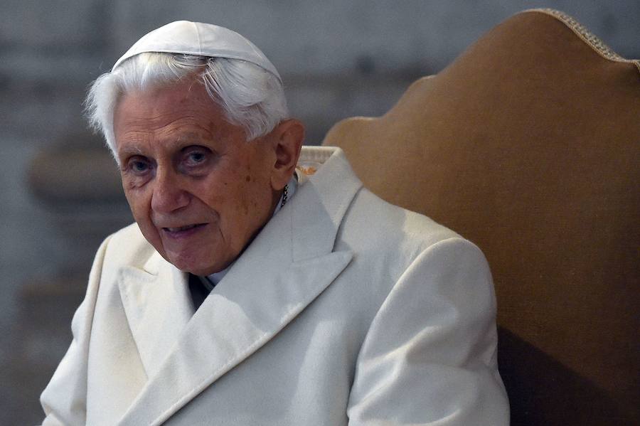 Benedicto XVI. El único Papa en dejar el puesto, Benedicto XVI, está entre los grandes favoritos de la Death List 2017.