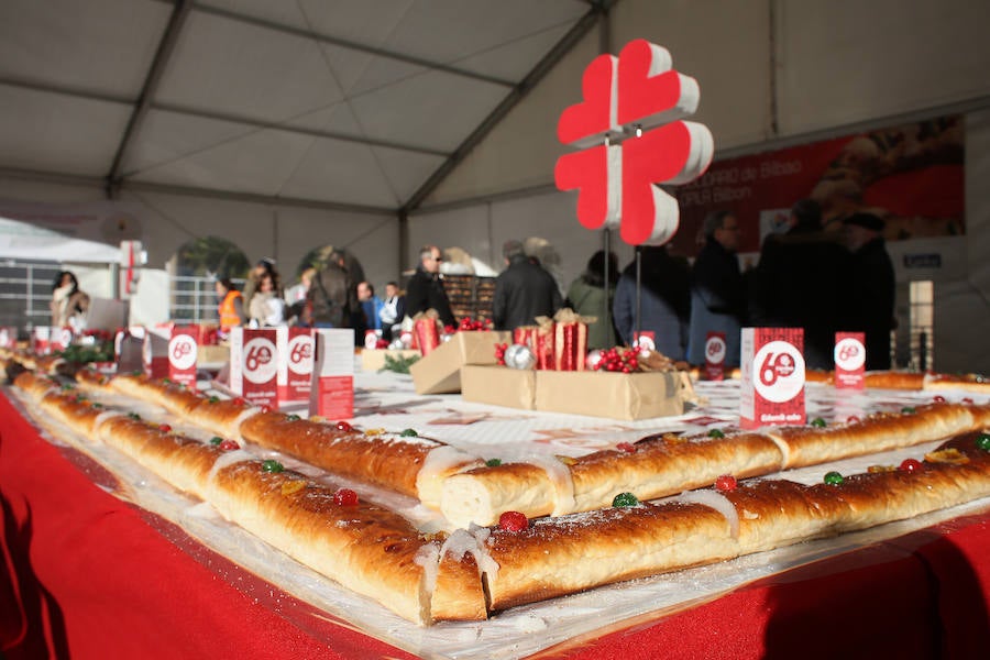 Roscón solidario en la Plaza Nueva de Bilbao