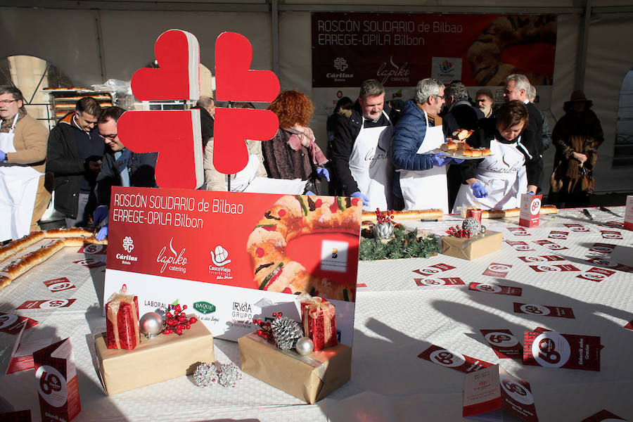 Roscón solidario en la Plaza Nueva de Bilbao