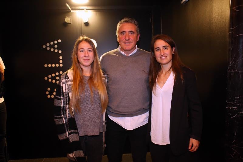 Ainhoa Álvarez, Joseba Aguirre e Iraia Iturregi.