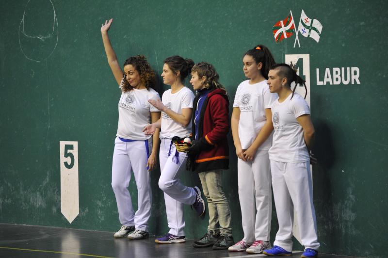 La pelota también es para las mujeres
