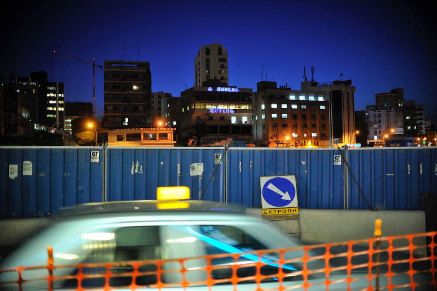 Nicosia, de noche.