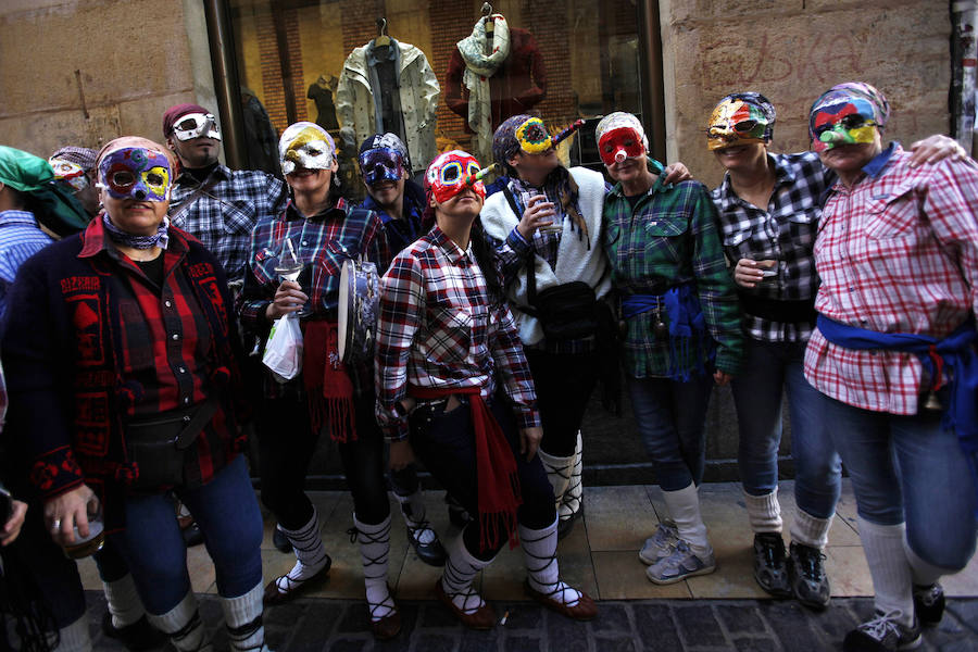 Las máscaras toman las calles de Durango