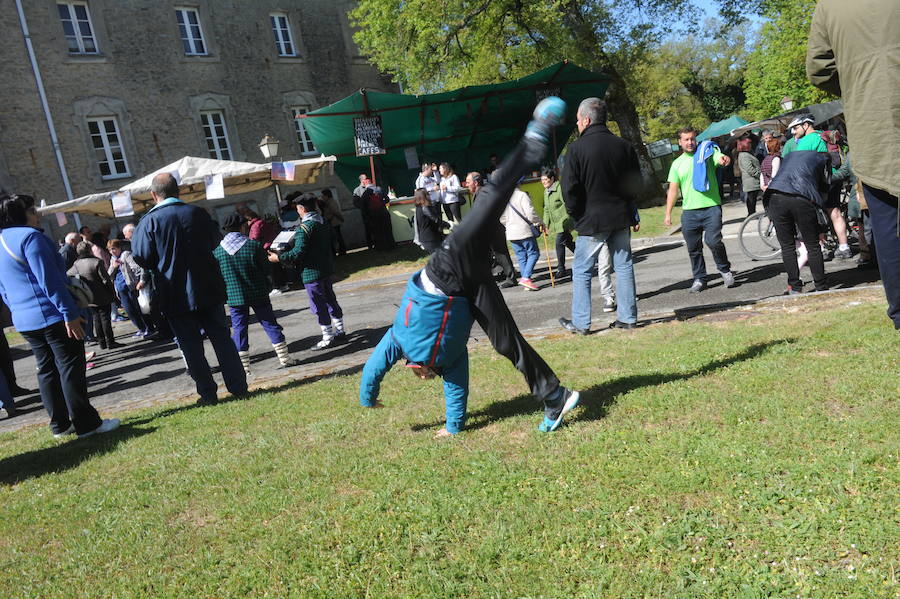 Los alaveses toman el santuario de Estíbaliz