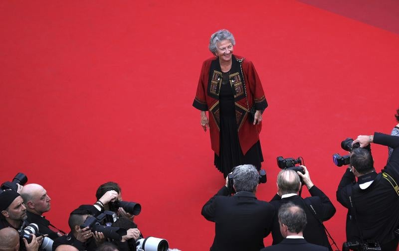 La actriz francesa Marthe Villalonga a su llegada a la proyeccción de la película 'Nelyubov'