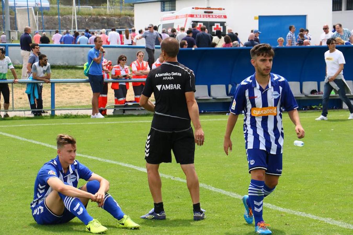 El Alavés B - Ontinyent, en imágenes