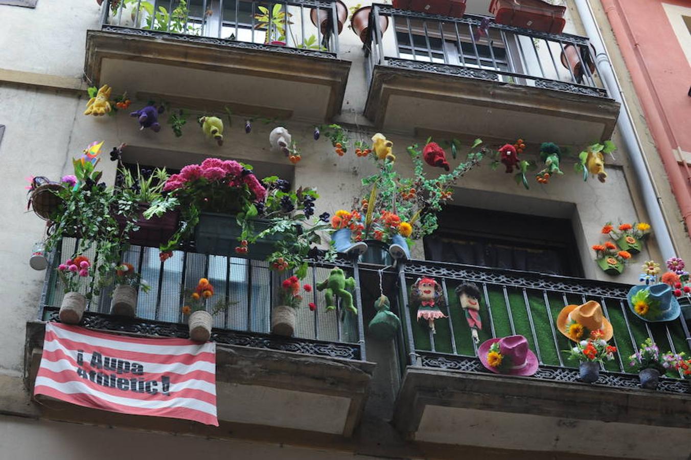 Los mejores balcones del III Concurso de Decoración de Balcones y Miradores del Casco Viejo de Bilbao