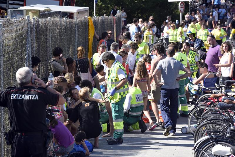 104 intoxicados y 23 traslados al hospital por un escape tóxico en un polideportivo de Tolosa